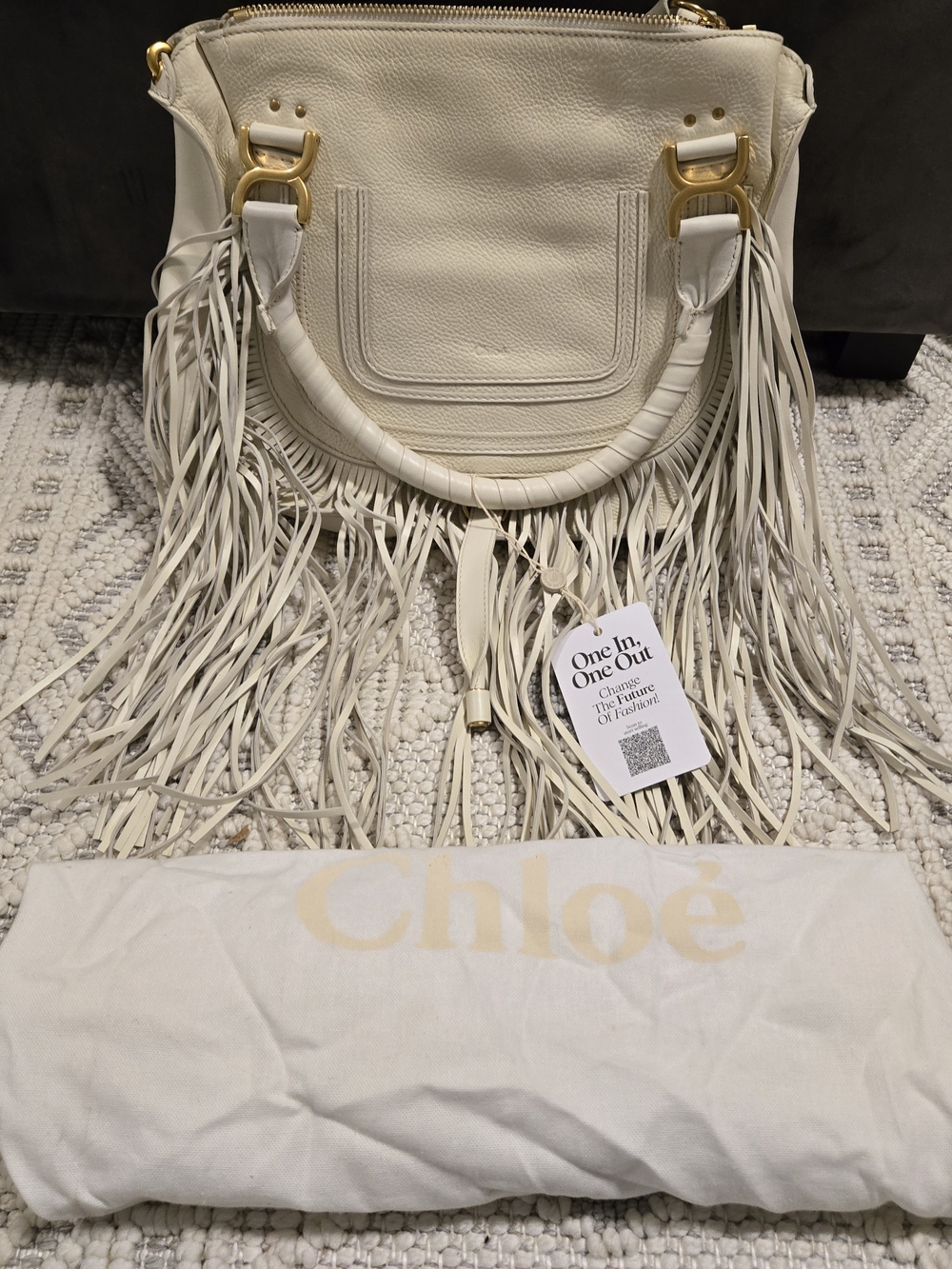 Chloé Cream Leather Fringe Shoulder Bag with Gold Hardware - Picture 2 of 3